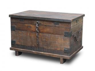 Einzelstücke Truhen