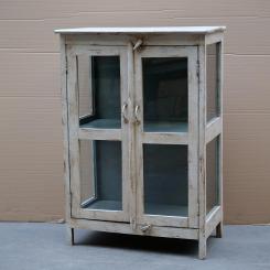 Vitrinenschrank 
