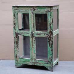 Vitrinenschrank 