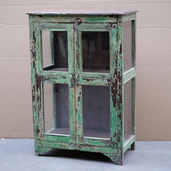 Vitrinenschrank 